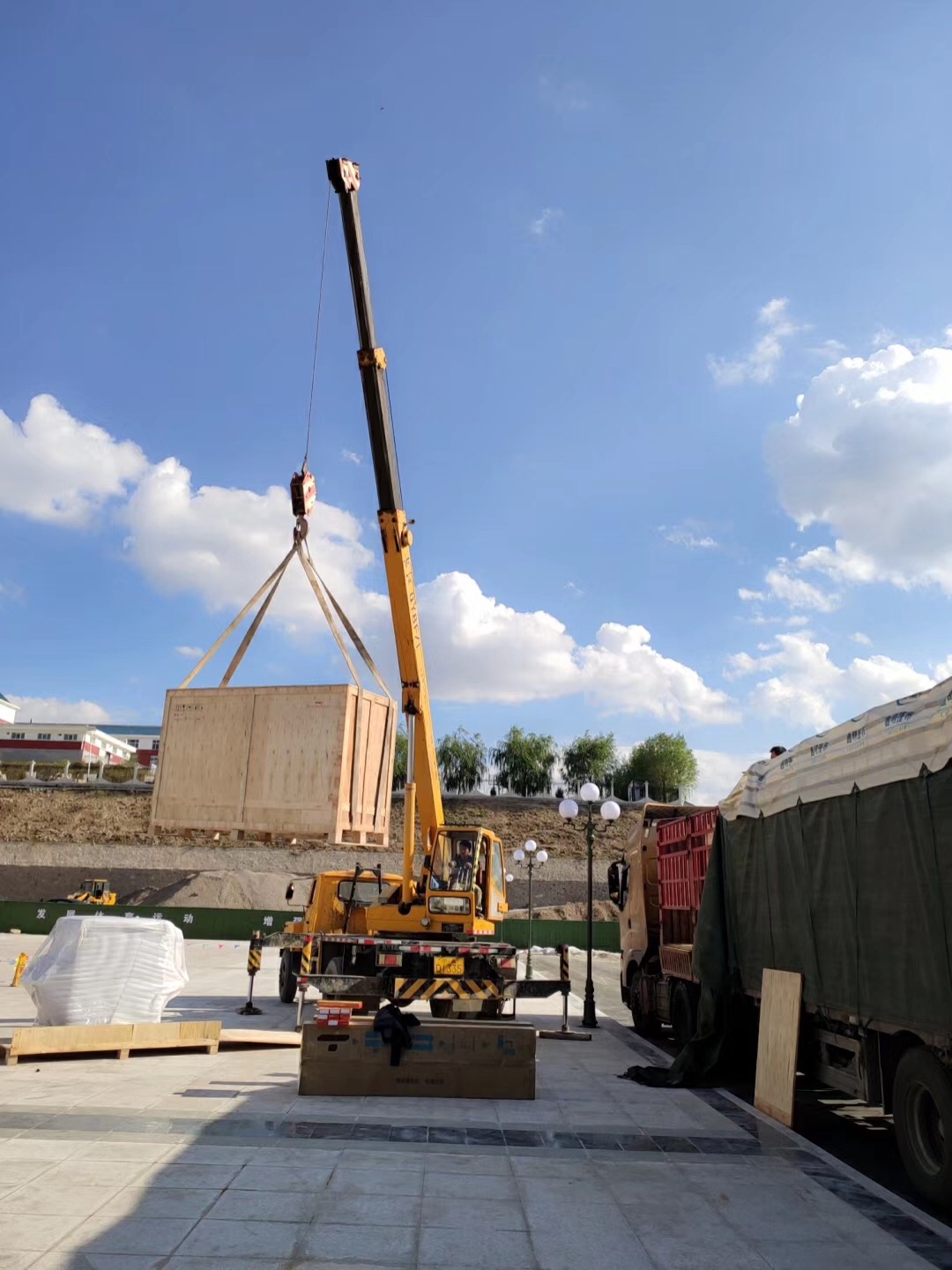 守門神安檢機安檢門等安檢設備在寧夏海原縣首屆建設杯籃球運動會投入使用